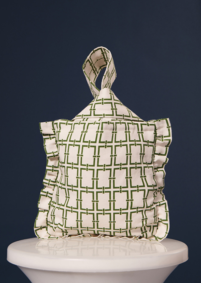 Soledad ecru with green graphic design bag Off-white TARA JARMON CH