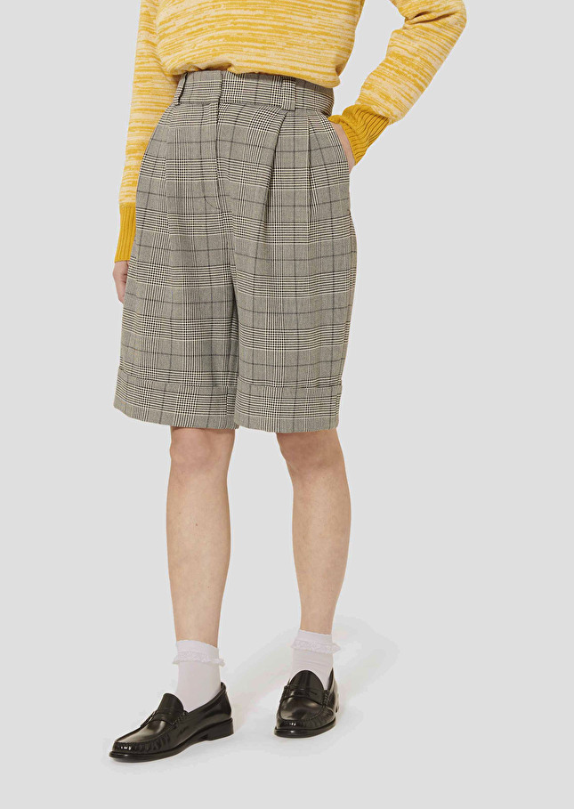 Grey glen plaid shorts Swan Charcoal TARA JARMON CH