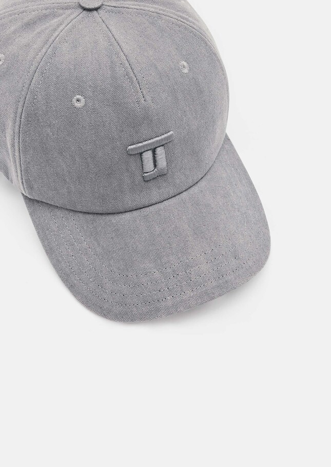 Carole grey denim cap Grey TARA JARMON CH